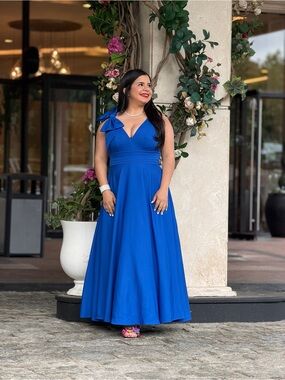 MacDuggal Elegant Royal Blue One-Shoulder A-Line Evening Dress. 12P